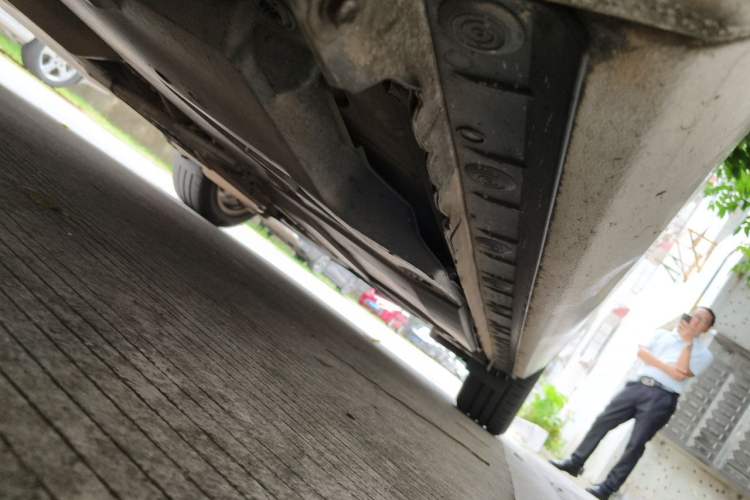 Used Toyota Corolla 2016 Dual-Engine 1.8L E-CVT Leading Edition Chassis Front Left