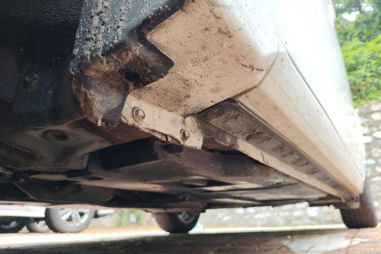Used Toyota Corolla 2016 Dual-Engine 1.8L E-CVT Luxury Edition Chassis Front Left