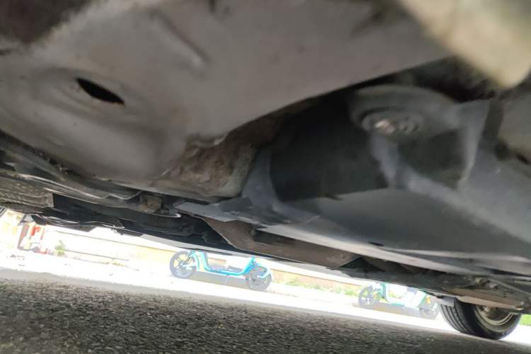Used Toyota Corolla 2016 Dual-Engine 1.8L E-CVT Elite Edition Chassis Front Left