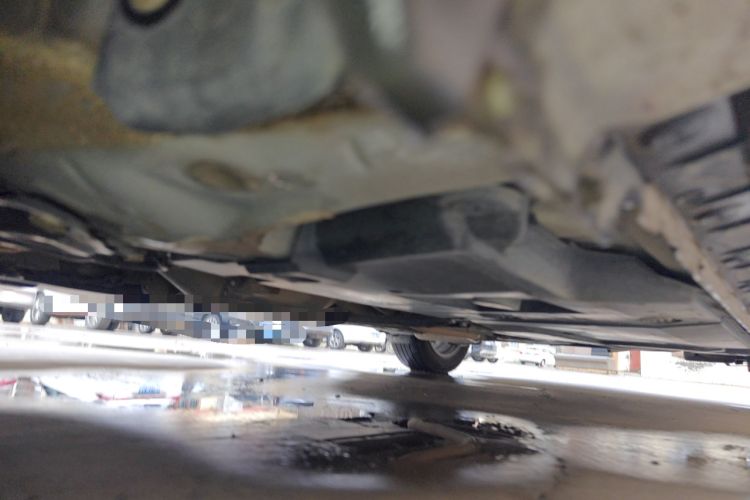 Used Toyota Corolla 2016 Dual-Engine 1.8L E-CVT Elite Edition Chassis Front Left