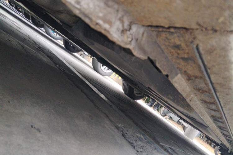 Used Toyota Corolla 2016 Dual-Engine 1.8L E-CVT Elite Edition Chassis Front Left