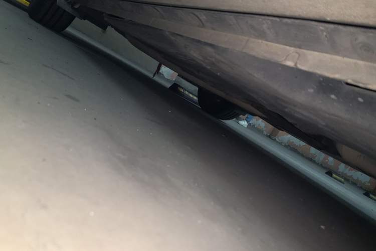 Used Toyota Corolla 2016 Dual-Engine 1.8L E-CVT Elite Edition Chassis Front Right