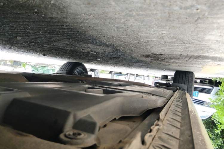 Used Toyota Corolla 2016 Dual-Engine 1.8L E-CVT Elite Edition Chassis Front Right
