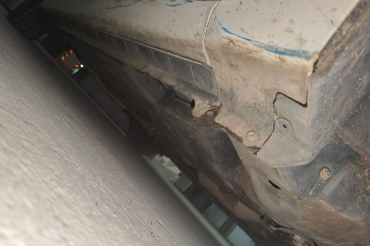 Used Toyota Corolla 2016 Dual-Engine 1.8L E-CVT Elite Edition Chassis Front Right