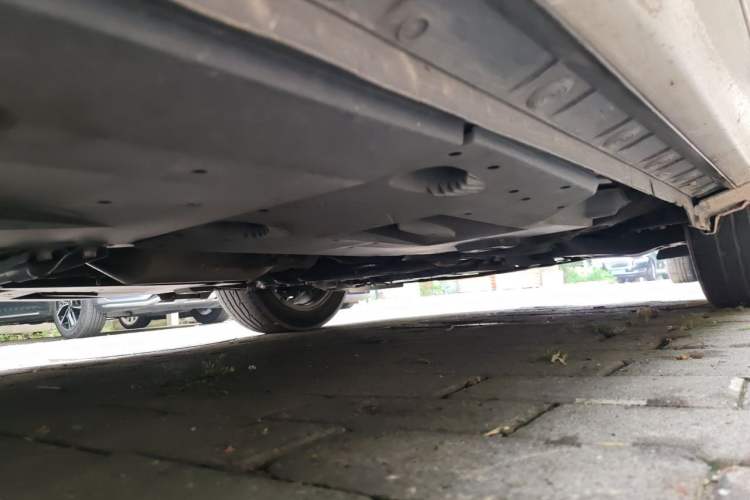 Used Toyota Corolla 2016 Dual-Engine 1.8L E-CVT Elite Edition Chassis Front Right