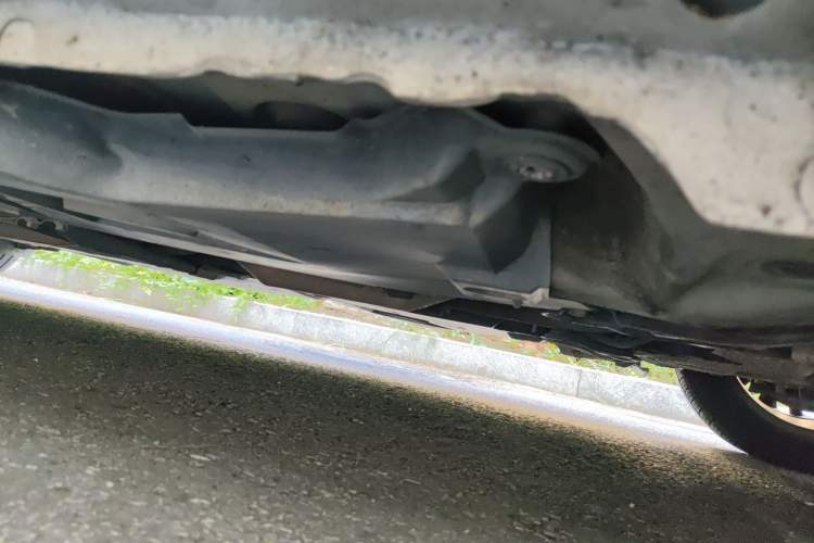 Used Toyota Corolla 2016 Dual-Engine 1.8L E-CVT Elite Edition Chassis Front Right