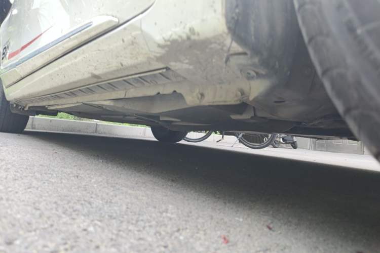 Used Toyota Corolla 2016 Dual-Engine 1.8L E-CVT Luxury Edition Chassis Front Right
