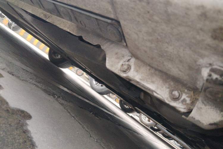 Used Toyota Corolla 2016 Dual-Engine 1.8L E-CVT Elite Edition Chassis Front Right