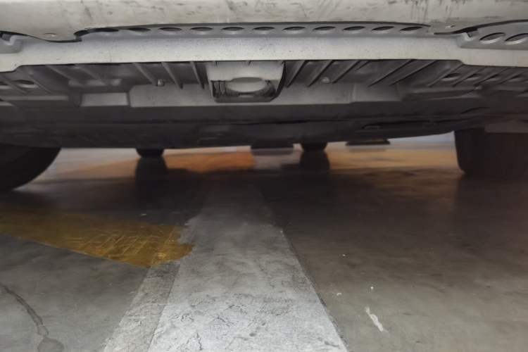 Used Toyota Corolla 2016 Dual-Engine 1.8L E-CVT Elite Edition Chassis Front