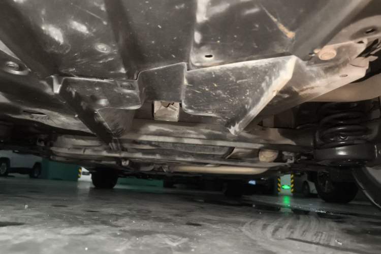 Used Toyota Corolla 2016 Dual-Engine 1.8L E-CVT Elite Edition Chassis Rear