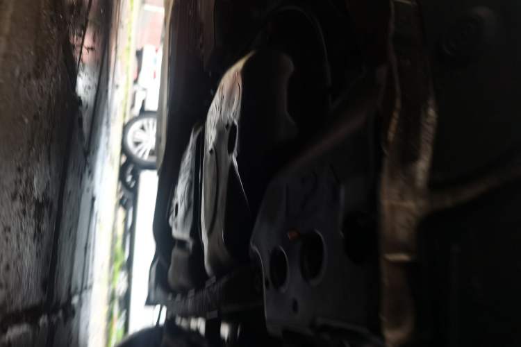 Used Toyota Corolla 2016 Dual-Engine 1.8L E-CVT Elite Edition Chassis Rear Left
