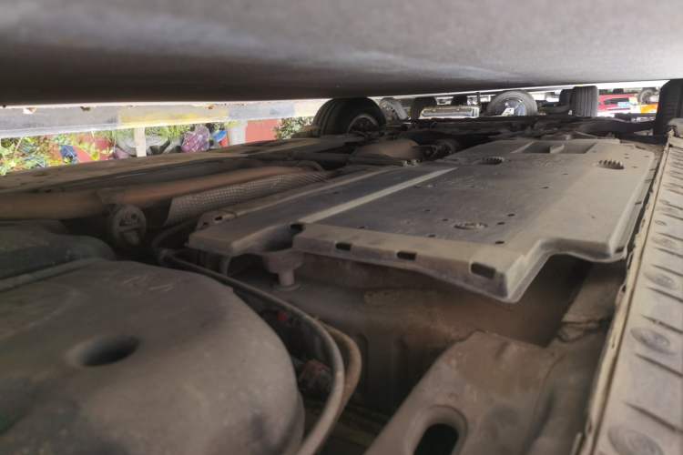 Used Toyota Corolla 2016 Dual-Engine 1.8L E-CVT Pioneer Edition Chassis Rear Left