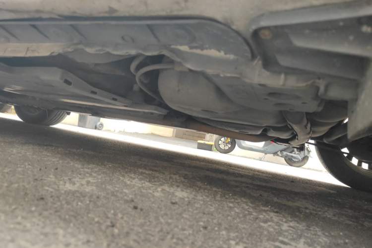 Used Toyota Corolla 2016 Dual-Engine 1.8L E-CVT Elite Edition Chassis Rear Left