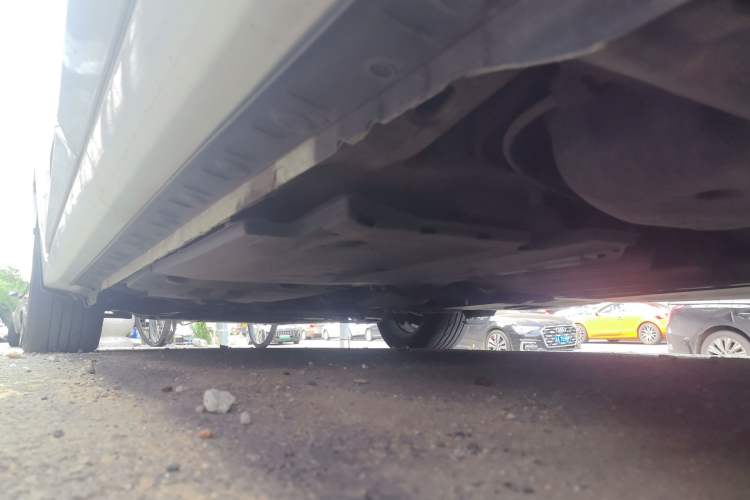 Used Toyota Corolla 2016 Dual-Engine 1.8L E-CVT Elite Edition Chassis Rear Left