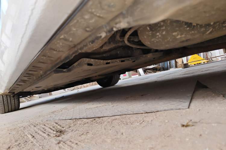 Used Toyota Corolla 2016 Dual-Engine 1.8L E-CVT Leading Edition Chassis Rear Left