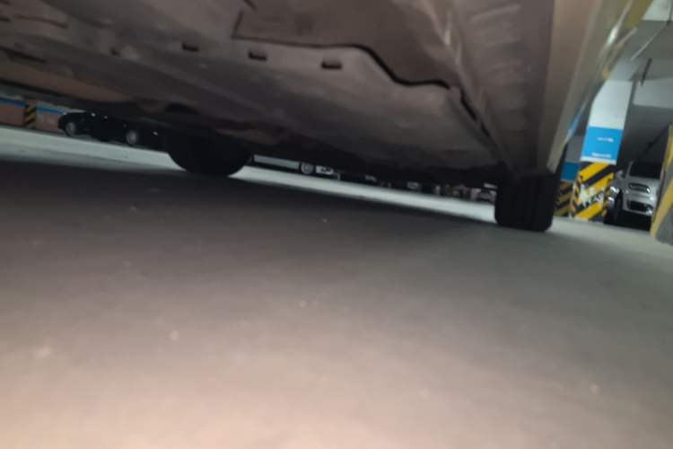Used Toyota Corolla 2016 Dual-Engine 1.8L E-CVT Elite Edition Chassis Rear Right