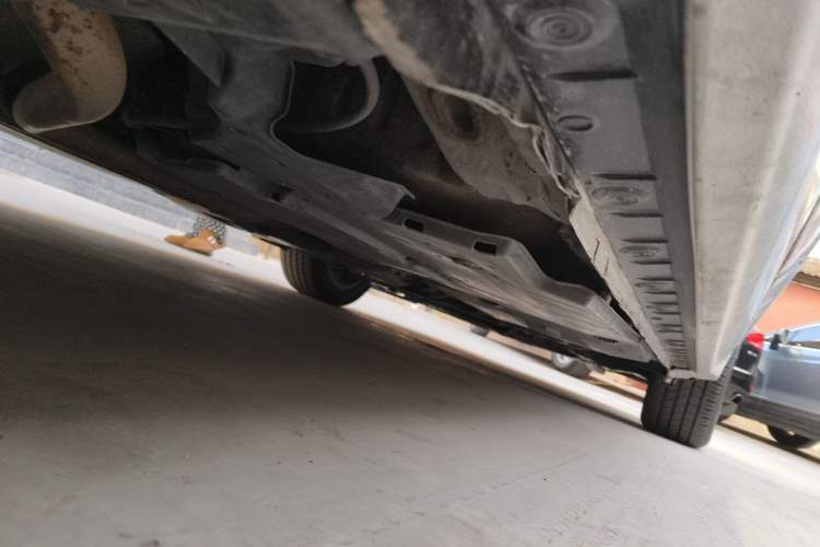 Used Toyota Corolla 2016 Dual-Engine 1.8L E-CVT Elite Edition Chassis Rear Right