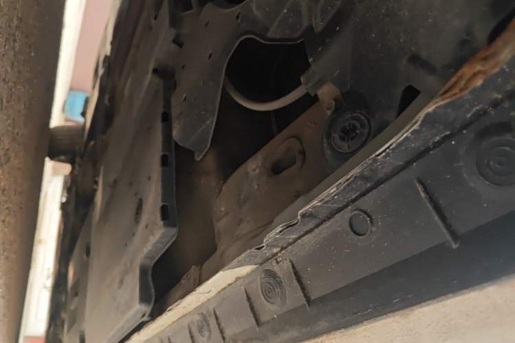 Used Toyota Corolla 2016 Dual-Engine 1.8L E-CVT Pioneer Edition Chassis Rear Right