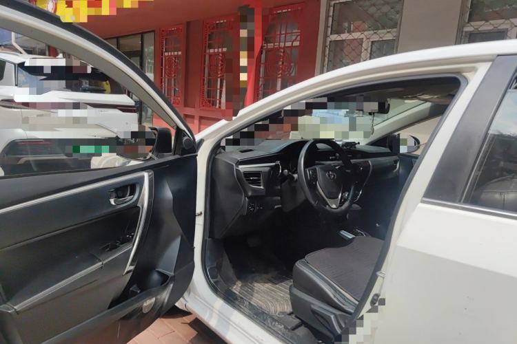 Used Toyota Corolla 2016 1.6L CVT GL-i Cool Edition Driver Seat
