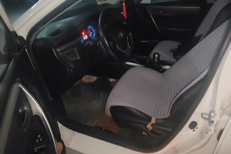 Used Toyota Corolla 2016 1.6L CVT GL-i Cool Edition Driver Seat
