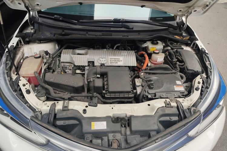 Used Toyota Corolla 2016 Dual-Engine 1.8L E-CVT Elite Edition Engine Bay
