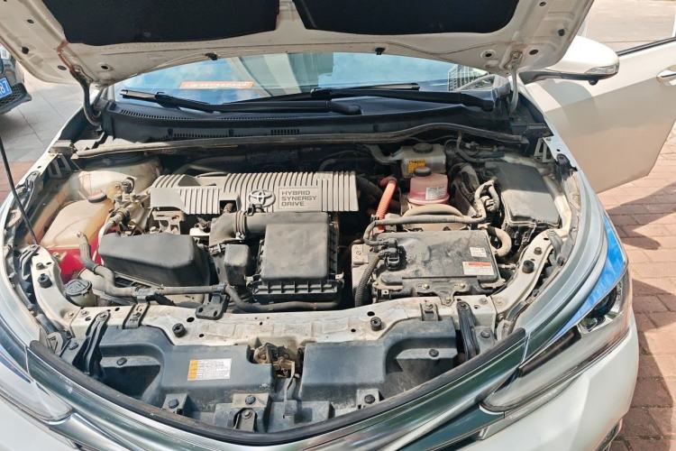 Used Toyota Corolla 2016 Dual-Engine 1.8L E-CVT Pioneer Edition Engine Bay