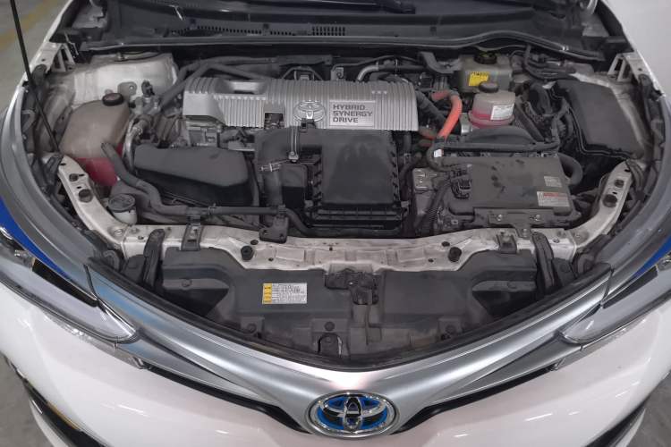 Used Toyota Corolla 2016 Dual-Engine 1.8L E-CVT Elite Edition Engine Bay
