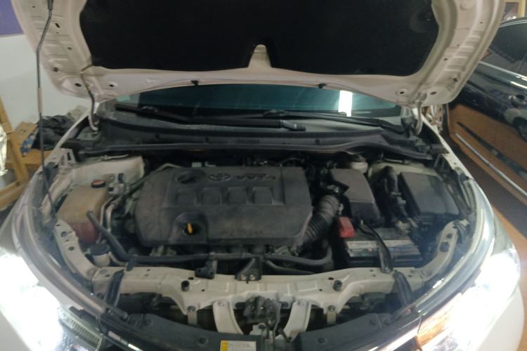 Used Toyota Corolla 2016 1.6L CVT GL-i Cool Edition Engine Bay
