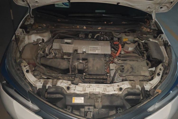 Used Toyota Corolla 2016 Dual-Engine 1.8L E-CVT Elite Edition Engine Bay
