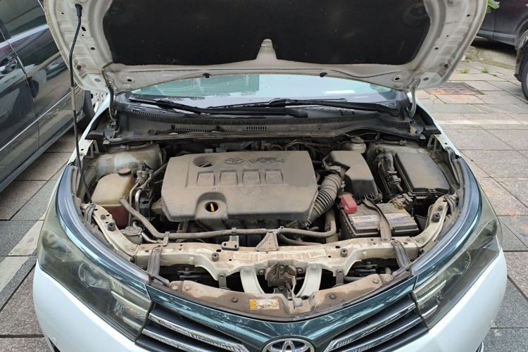 Used Toyota Corolla 2016 1.6L CVT GL-i Cool Edition Engine Bay