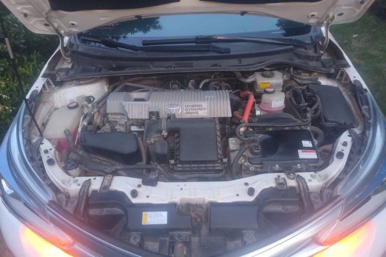 Used Toyota Corolla 2016 Dual-Engine 1.8L E-CVT Elite Edition Engine Bay
