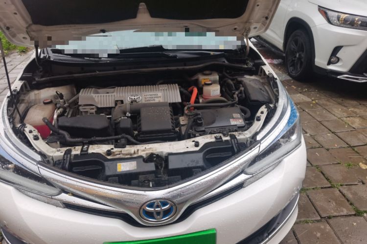 Used Toyota Corolla 2016 Dual-Engine 1.8L E-CVT Elite Edition Engine Bay Left
