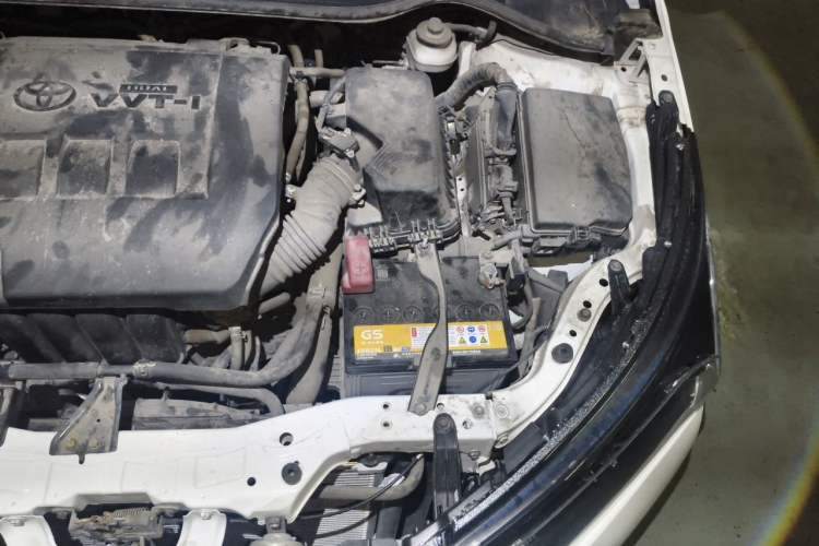 Used Toyota Corolla 2016 1.6L CVT GL-i Cool Edition Engine Bay Left