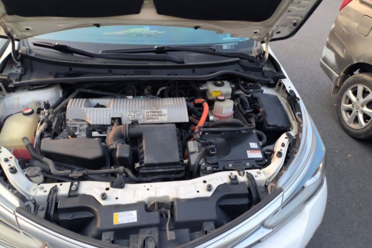 Used Toyota Corolla 2016 Dual-Engine 1.8L E-CVT Elite Edition Engine Bay Left