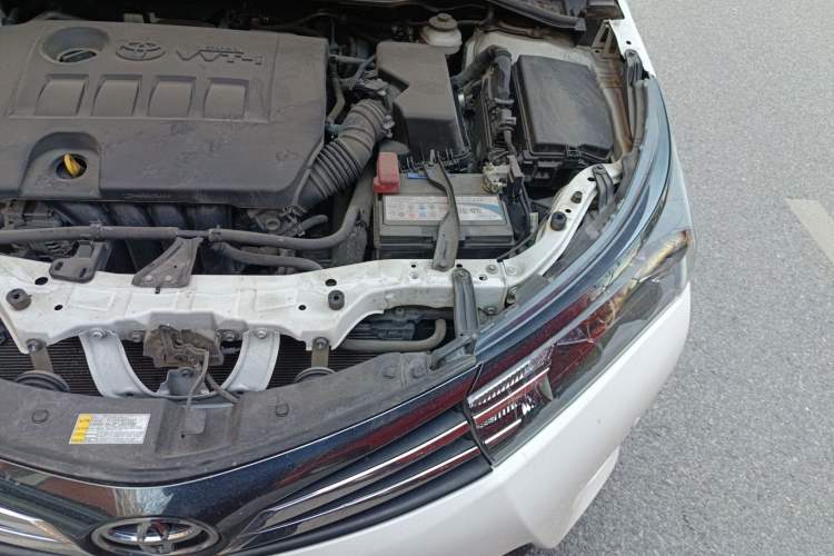 Used Toyota Corolla 2016 1.6L CVT GL-i Cool Edition Engine Bay Left