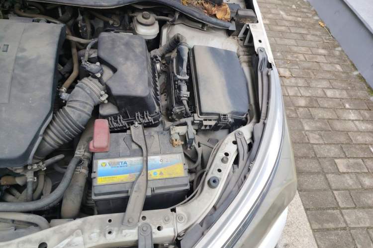 Used Toyota Corolla 2016 1.6L CVT GL-i Cool Edition Engine Bay Left