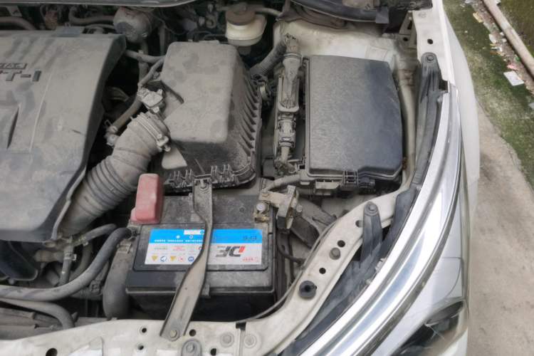 Used Toyota Corolla 2016 1.6L CVT GL-i Cool Edition Engine Bay Left