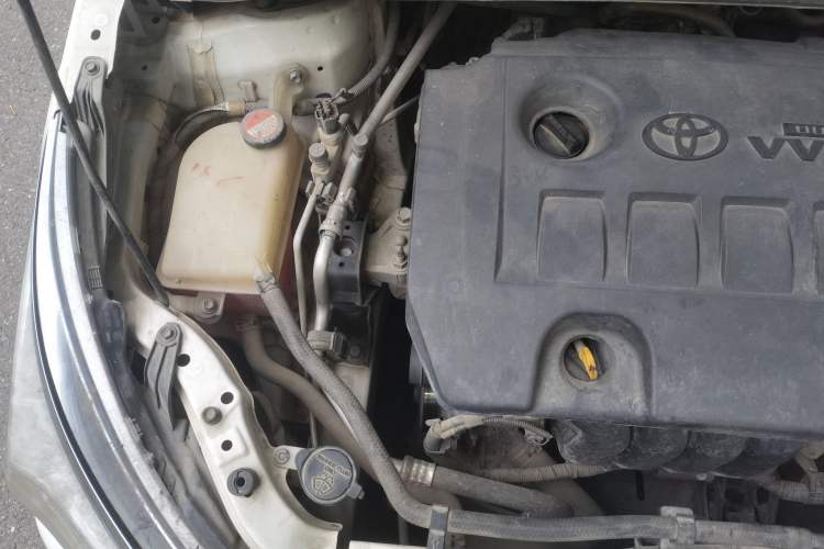 Used Toyota Corolla 2016 1.6L CVT GL-i Cool Edition Engine Bay Right