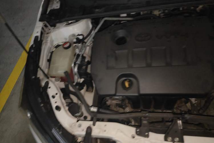 Used Toyota Corolla 2016 1.6L CVT GL-i Cool Edition Engine Bay Right