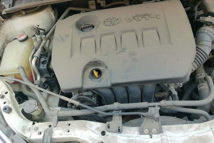 Used Toyota Corolla 2016 1.6L CVT GL-i Cool Edition Engine Bay Right