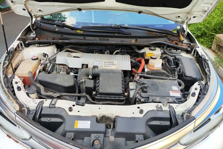 Used Toyota Corolla 2016 Dual-Engine 1.8L E-CVT Elite Edition Engine Bay