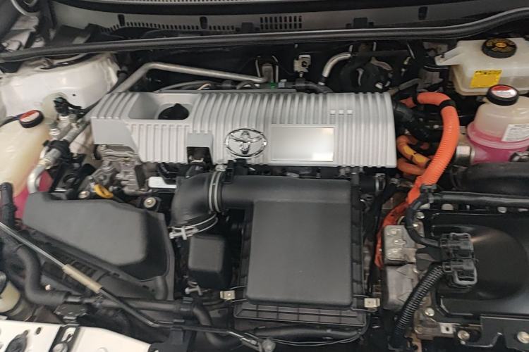 Used Toyota Corolla 2016 Dual-Engine 1.8L E-CVT Elite Edition Engine Bay