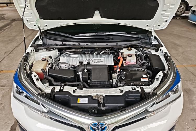 Used Toyota Corolla 2016 Dual-Engine 1.8L E-CVT Elite Edition Engine Bay