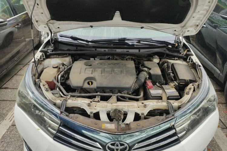 Used Toyota Corolla 2016 1.6L CVT GL-i Cool Edition Engine Bay