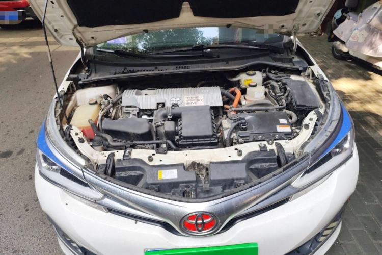 Used Toyota Corolla 2016 Dual-Engine 1.8L E-CVT Pioneer Edition Engine Bay