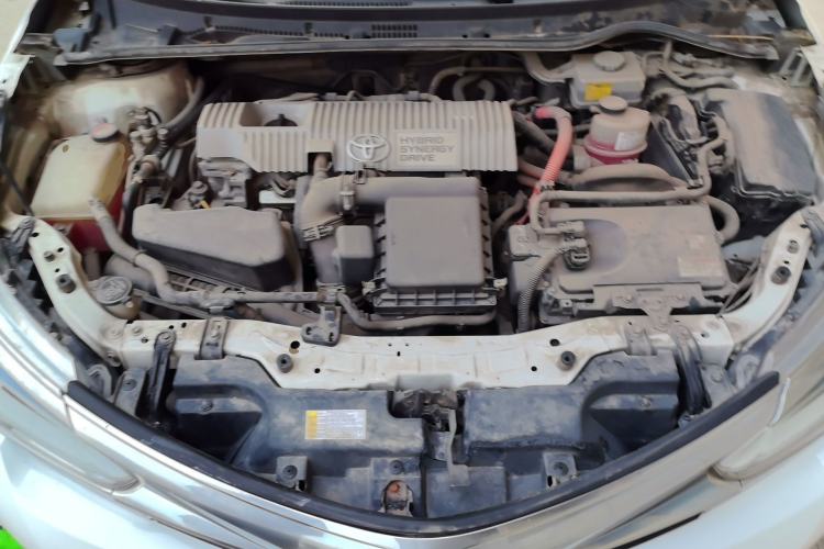 Used Toyota Corolla 2016 Dual-Engine 1.8L E-CVT Elite Edition Engine Bay