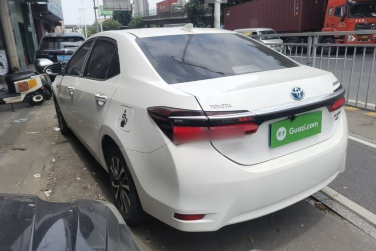 Used Toyota Corolla 2016 Dual-Engine 1.8L E-CVT Leading Edition Exterior 2