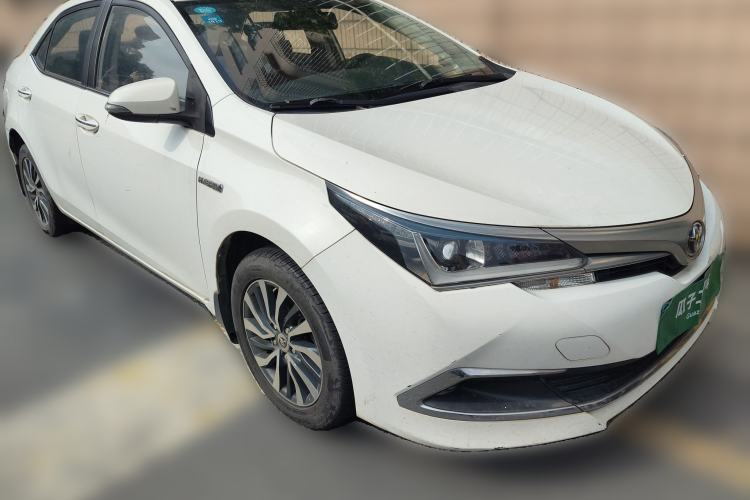 Used Toyota Corolla 2016 Dual-Engine 1.8L E-CVT Leading Edition Exterior 2