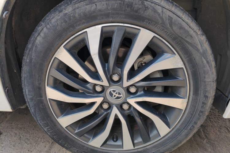 Used Toyota Corolla 2016 Dual-Engine 1.8L E-CVT Elite Edition Exterior 7