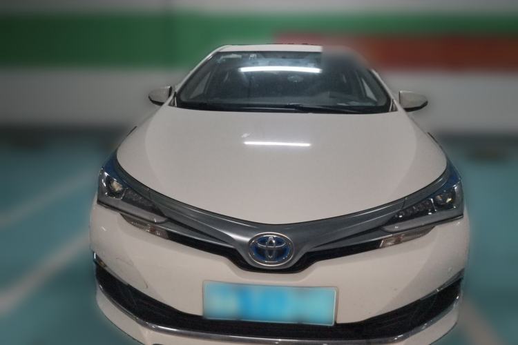 Used Toyota Corolla 2016 Dual-Engine 1.8L E-CVT Elite Edition Front